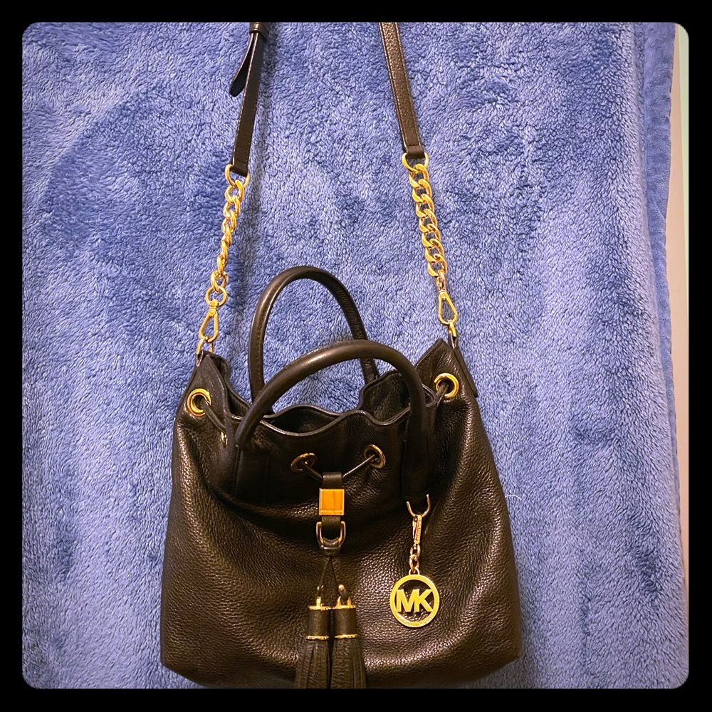 MK medium crossbody/satchel